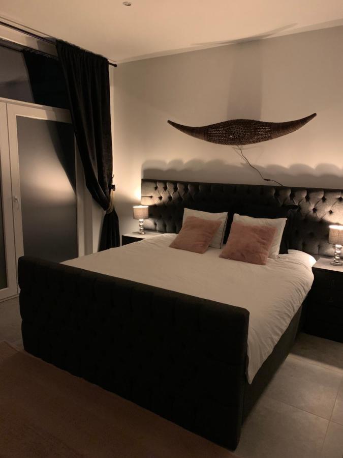 Appartement Op Italielei Antwerpen Exteriör bild
